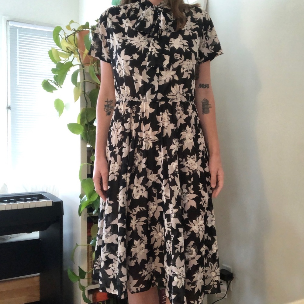 Bow-neck Vintage Floral Dress